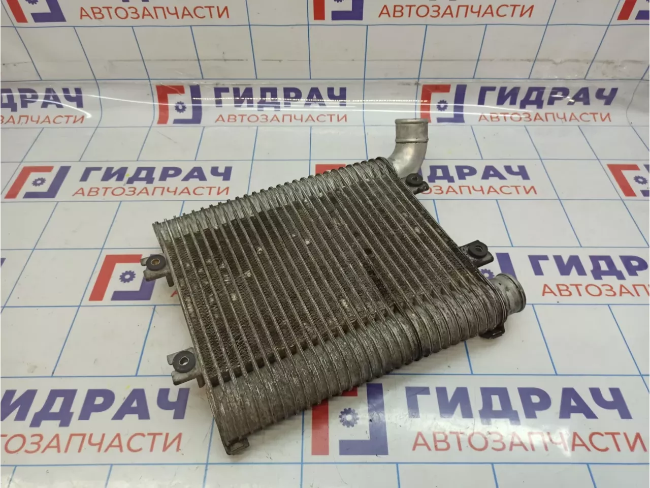 Интеркулер Hyundai Santa Fe (SM) 28270-27200